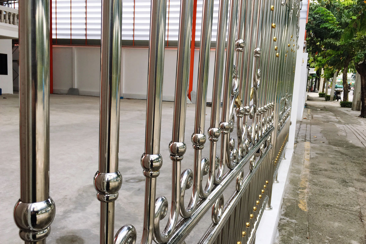 metal-fencing-works-singapore1